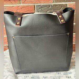 Portland Leather Goods Black Medium Classic Tote